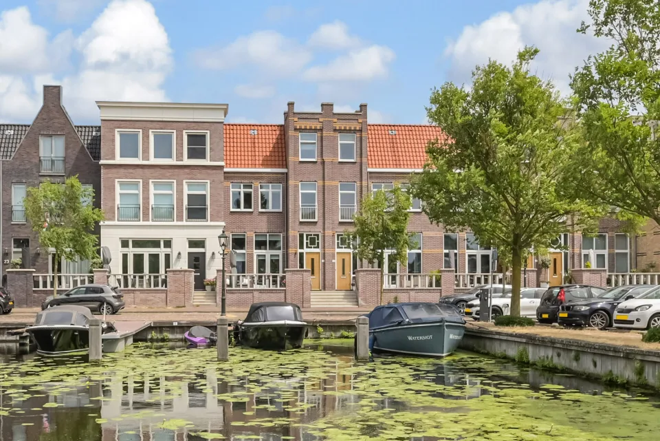 Van Ravesteijnkade 25, LEIDSCHENDAM