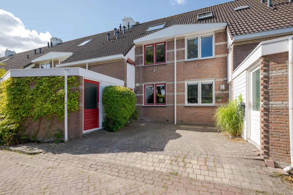 Bram Limburgstraat 46, Voorschoten