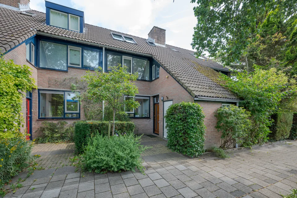 Floriszpad 2, Voorschoten