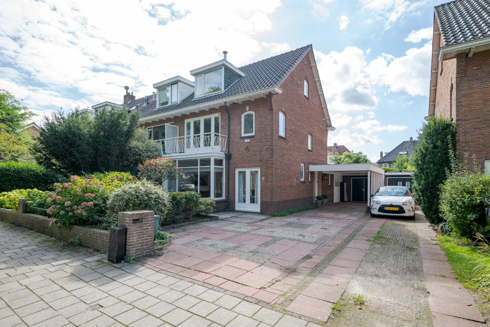 Johan Willem Frisolaan 29, Voorschoten